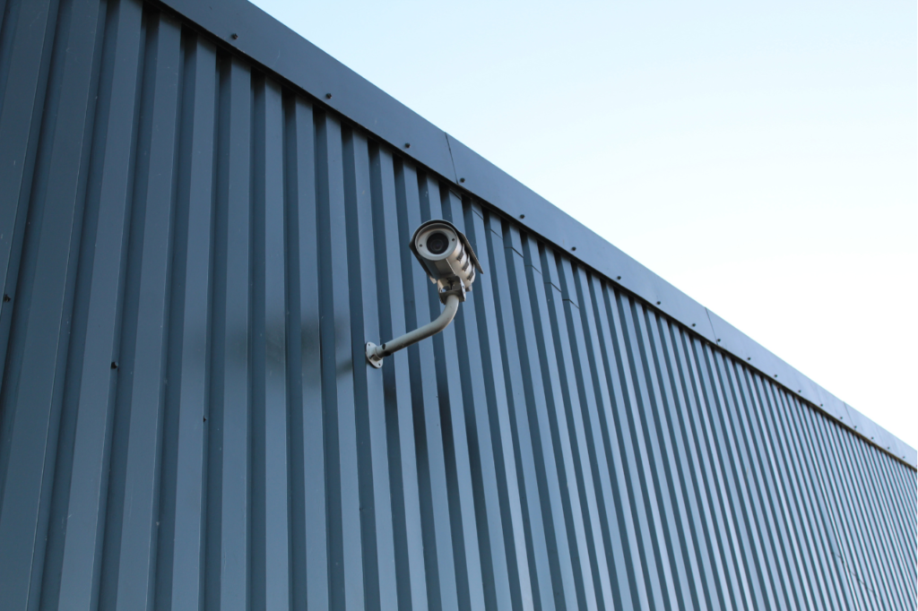 CCTV at Secure gated site with commercial units to let